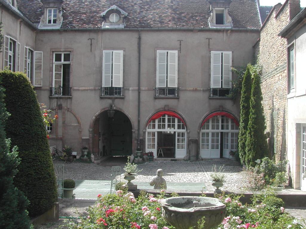 Hotel Particulier Maleteste Dijon Habitación foto