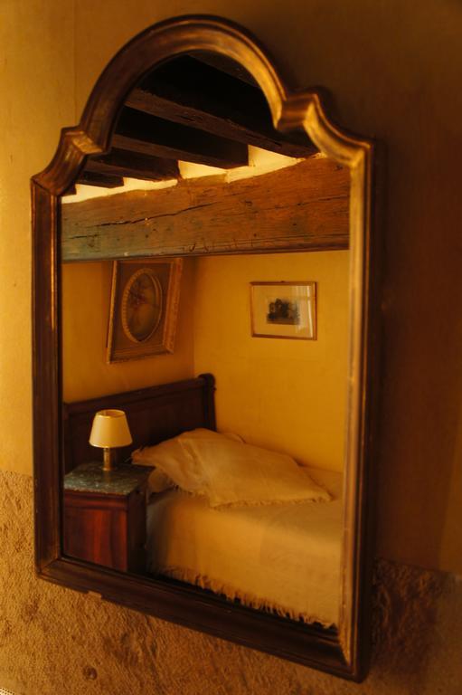 Hotel Particulier Maleteste Dijon Habitación foto